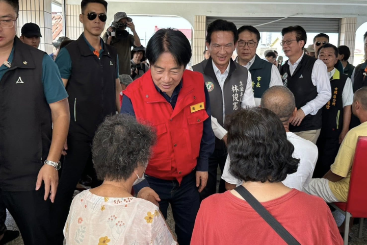 賴清德嫡系林俊憲封街造勢 黃偉哲一句話表態了