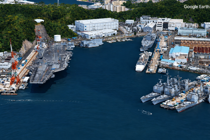 日本橫須賀軍港也被等比例複製。圖/翻攝自 Yokosuka: Google Earth Studio tour (HD) YT頻道