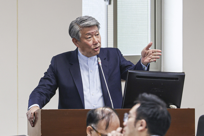 抗議錯誤能源政策！郭智輝稱「不滿可走」 台電員工1句話反擊