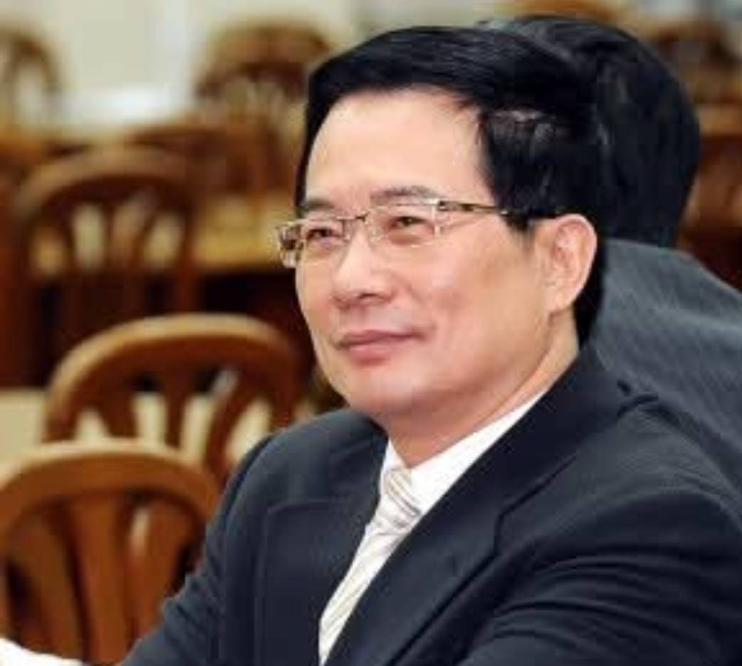 前立委蔡正元25日被高等法院開庭裁定，須受電子腳環科技監控。圖／取自蔡正元臉書