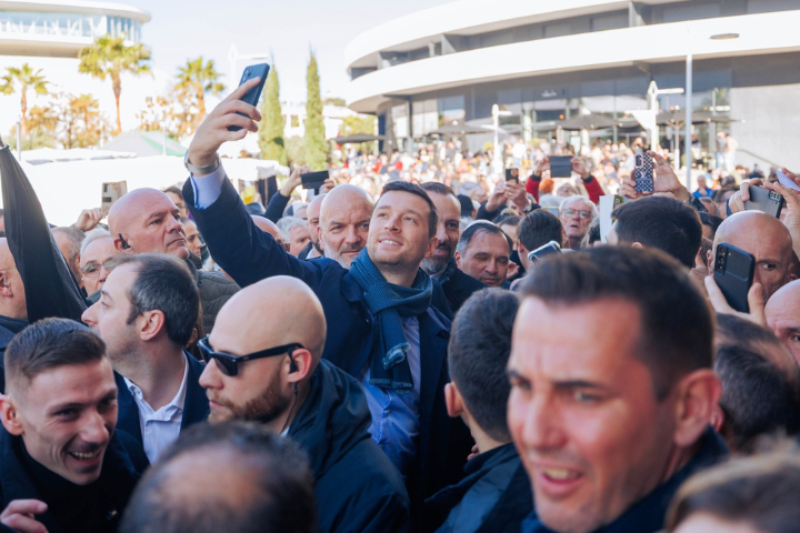 法國民調：近70%國民聯盟支持者看好巴德拉角逐總統　勝過勒龐