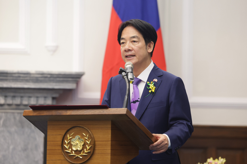 總統賴清德就職典禮說國家在，勞保就會在。學者說，應該說勞保倒，國家一定倒。 圖/中央社 