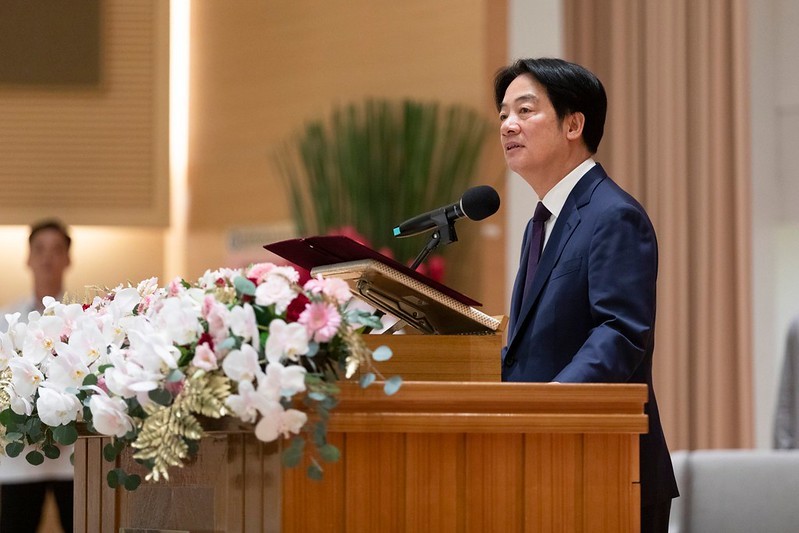 總統賴清德上任已逾滿月，《美麗島電子報》公布6月分的最新國政民調，不滿意度大幅增加近1成。圖/取自總統府臉書