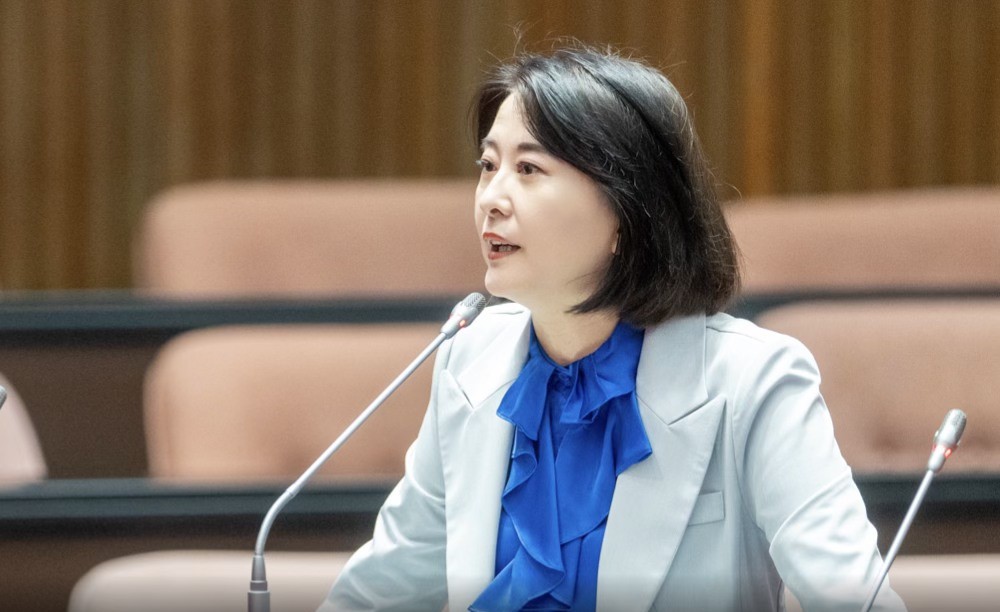 國民黨立委王鴻薇痛批新竹市縱火案兇手殺死8名家人，竟可因憲判8號逃死，台灣司法天怒人怨。圖/取自王鴻薇臉書