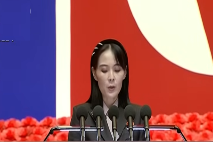 北韓國務委員會委員長金正恩胞妹、勞動黨中央委員會副部長金與正。圖/取自ANN News CH官方《YouTube》頻道