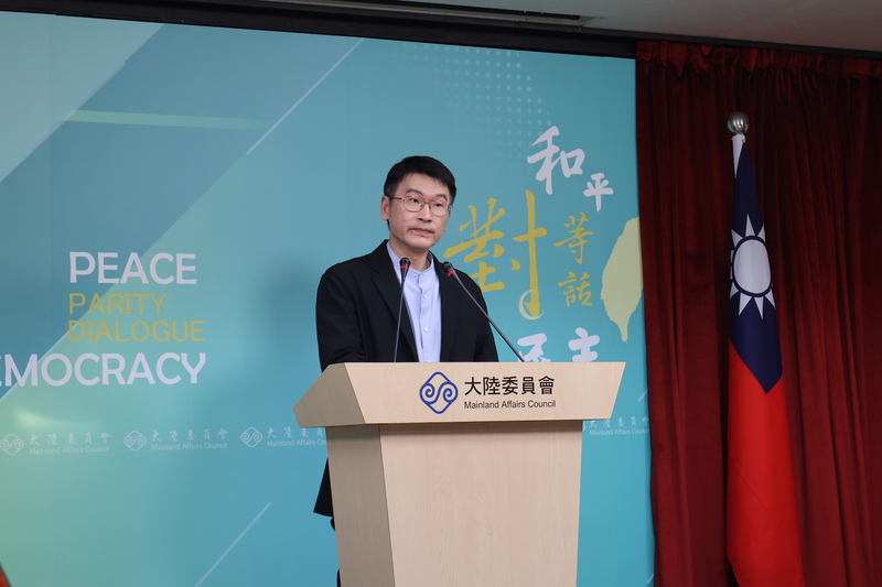 陸委會副主委兼發言人梁文傑28日警告北京，若因為賴總統出訪而軍演，將影響雙城論壇審查。圖/中央社