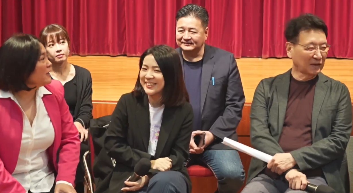立委徐巧芯因台捷「援烏案」遭外交部提告，前中廣董事長趙少康集結戰鬥藍力挺。圖/林睿康攝