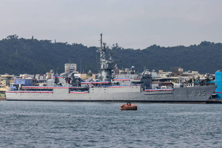 國軍九鵬實彈射擊　將比照環太「擊沉演習」　除役蘭陽艦擔任海上靶艦