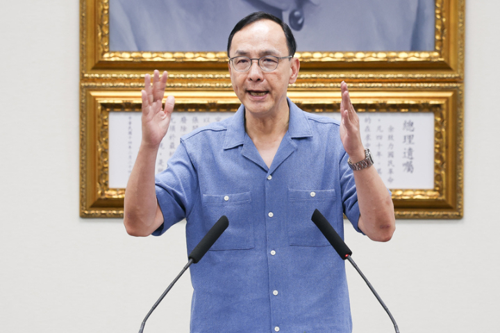 國民黨迎戰第三階段罷免投票，主席朱立倫今天（11日）下午在中常會表示，全黨都要進入「戰鬥狀態」。圖／中央社