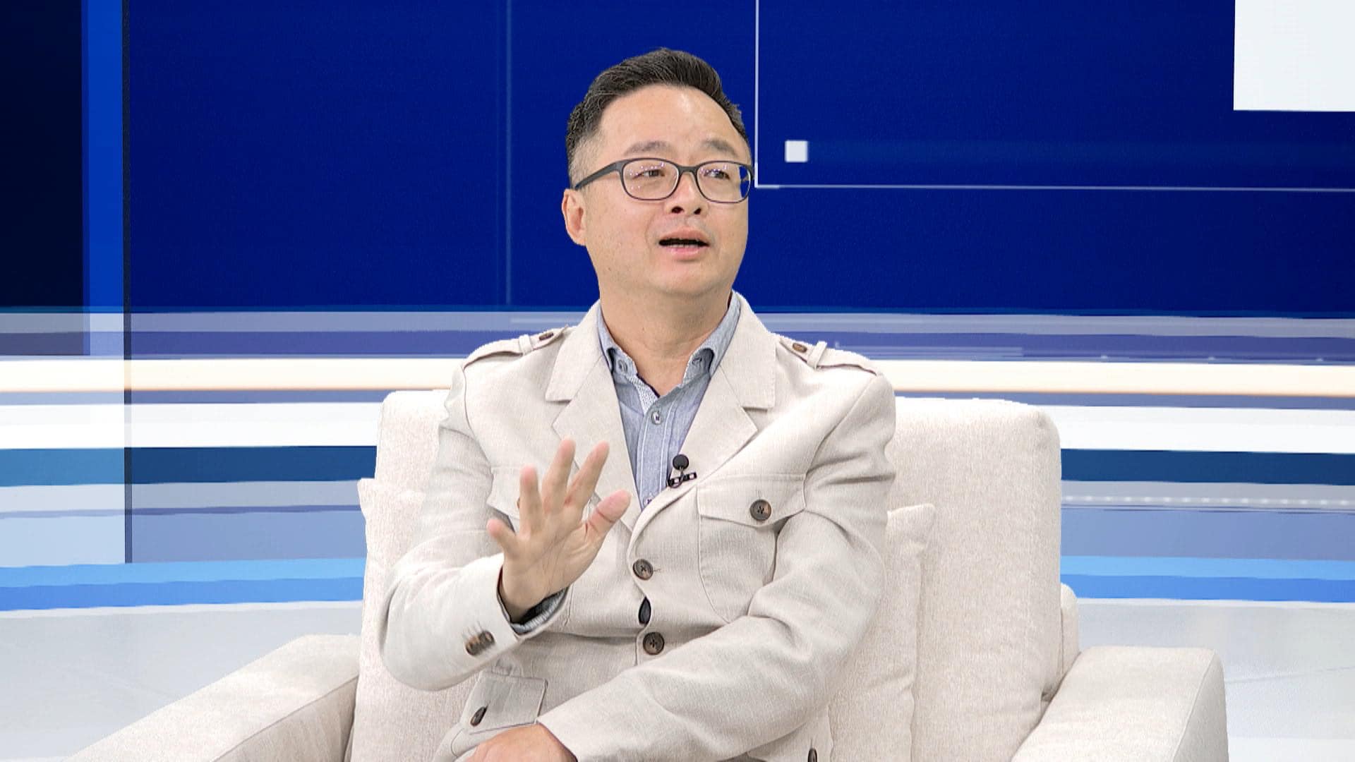 羅文嘉終於找到工作了，成為海基會副董事長兼秘書長。圖／取自羅文嘉臉書