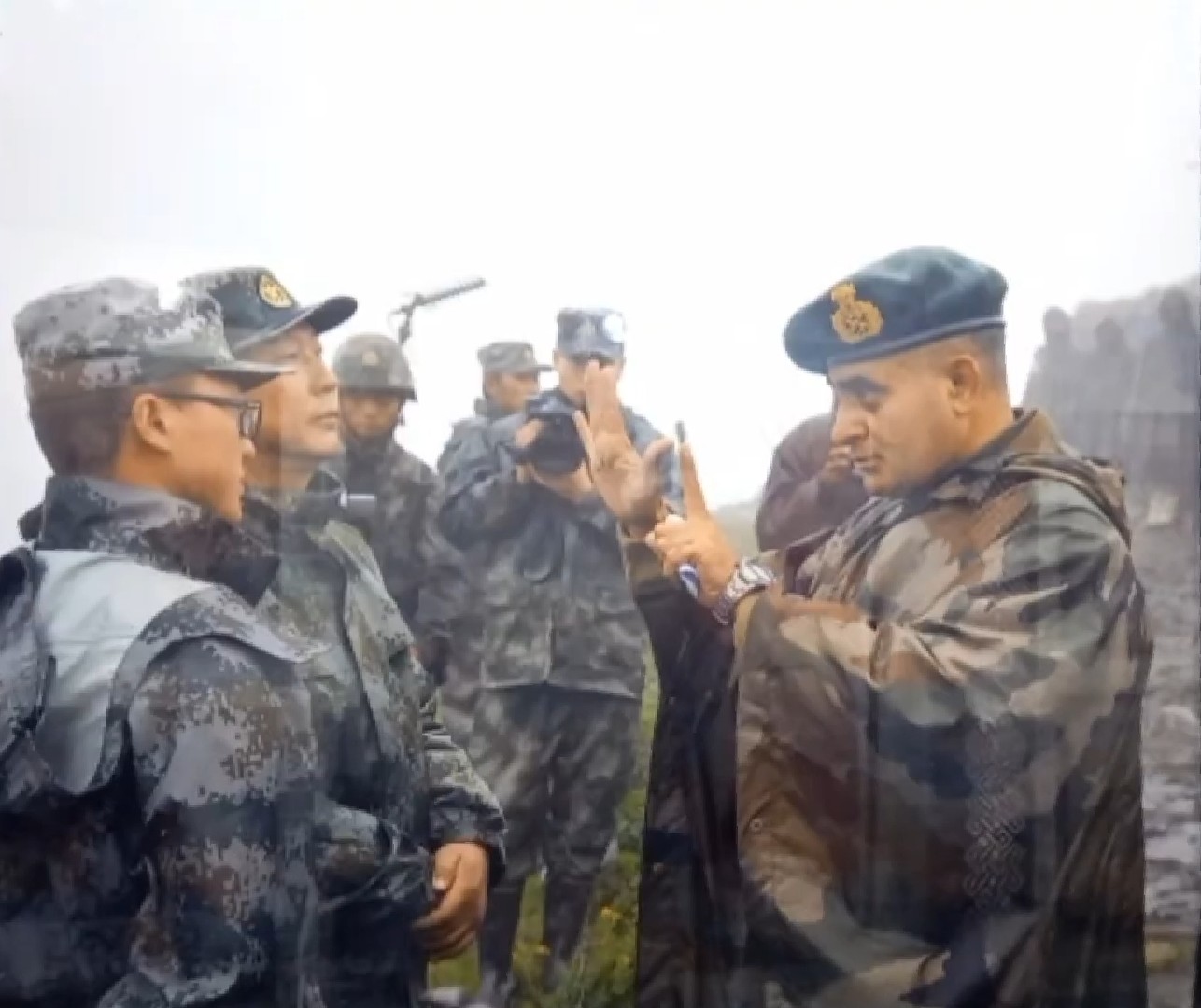 中印邊界的洞朗對峙出現過多次，圖為發生在2017年的洞朗對峙。圖／取自 Ritesh Singh X