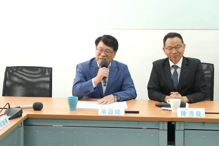 游盈隆急赴民眾黨求援！中選會預算遭凍刪　白委曝「沒看過他這麼低姿態」