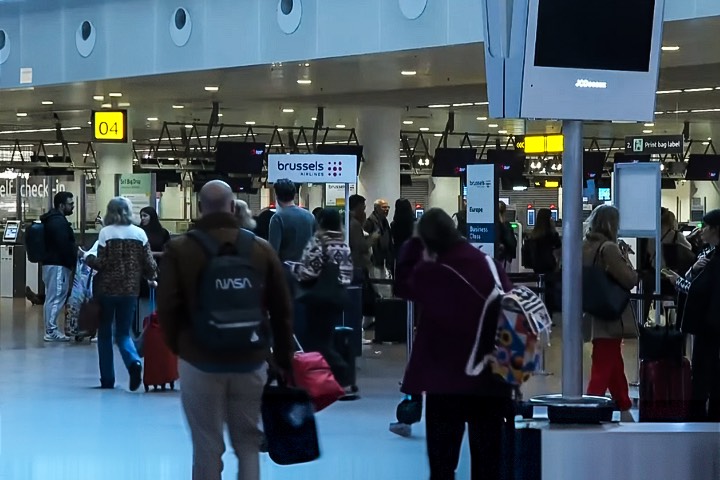 無人機侵擾　布魯塞爾機場短暫關閉　比利時啟動國安會議應對