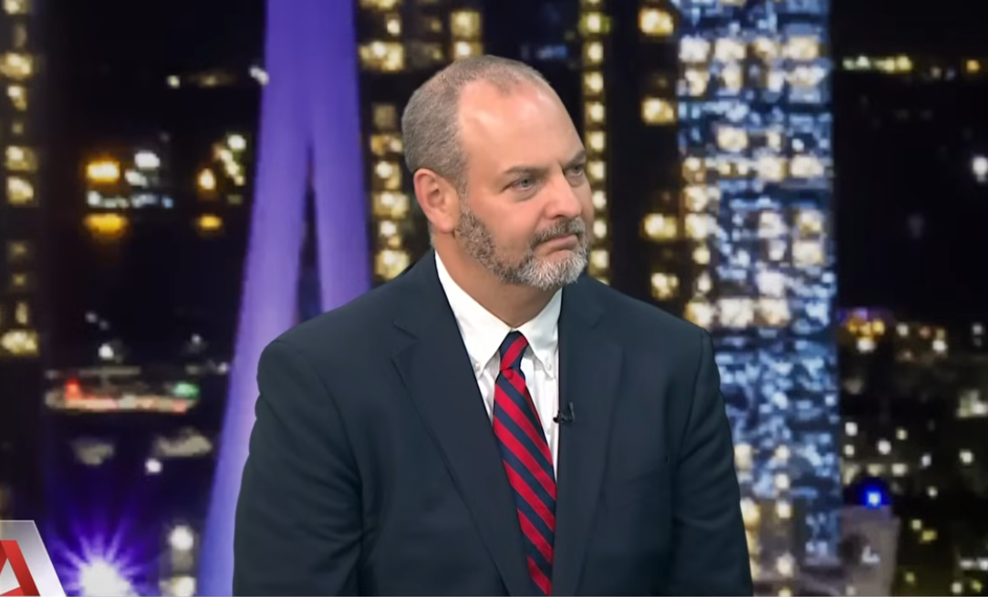 南洋理工大學資深研究員唐安竹（Drew Thompson）對解放軍軍機「十天未擾台」感到不安。圖為日前受訪時談北京召開的「兩會」。圖／翻攝自CNA YT頻道