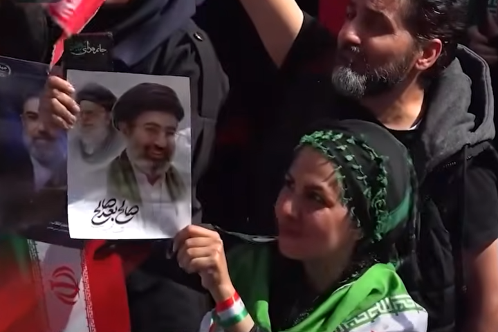 【伊朗危機】最高領袖行蹤成謎權力去中心化　穆吉塔巴神隱使伊朗陷困局