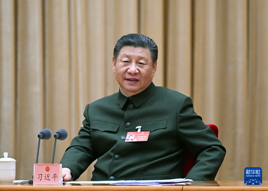  今年「兩會」中共中央軍委主席習近平7日首次參加解放軍全體會議，強調要推動新質生產力和新質戰鬥力的高效融合。圖/取自新華網
