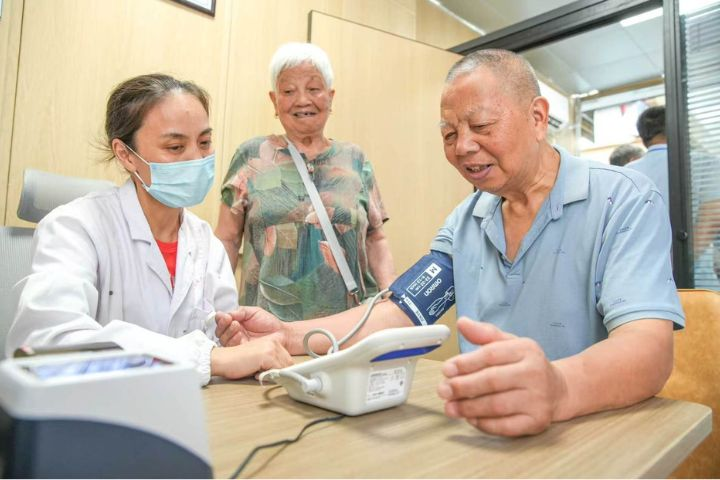 藥局轉型變身「健康驛站」  大陸社區服務出新招