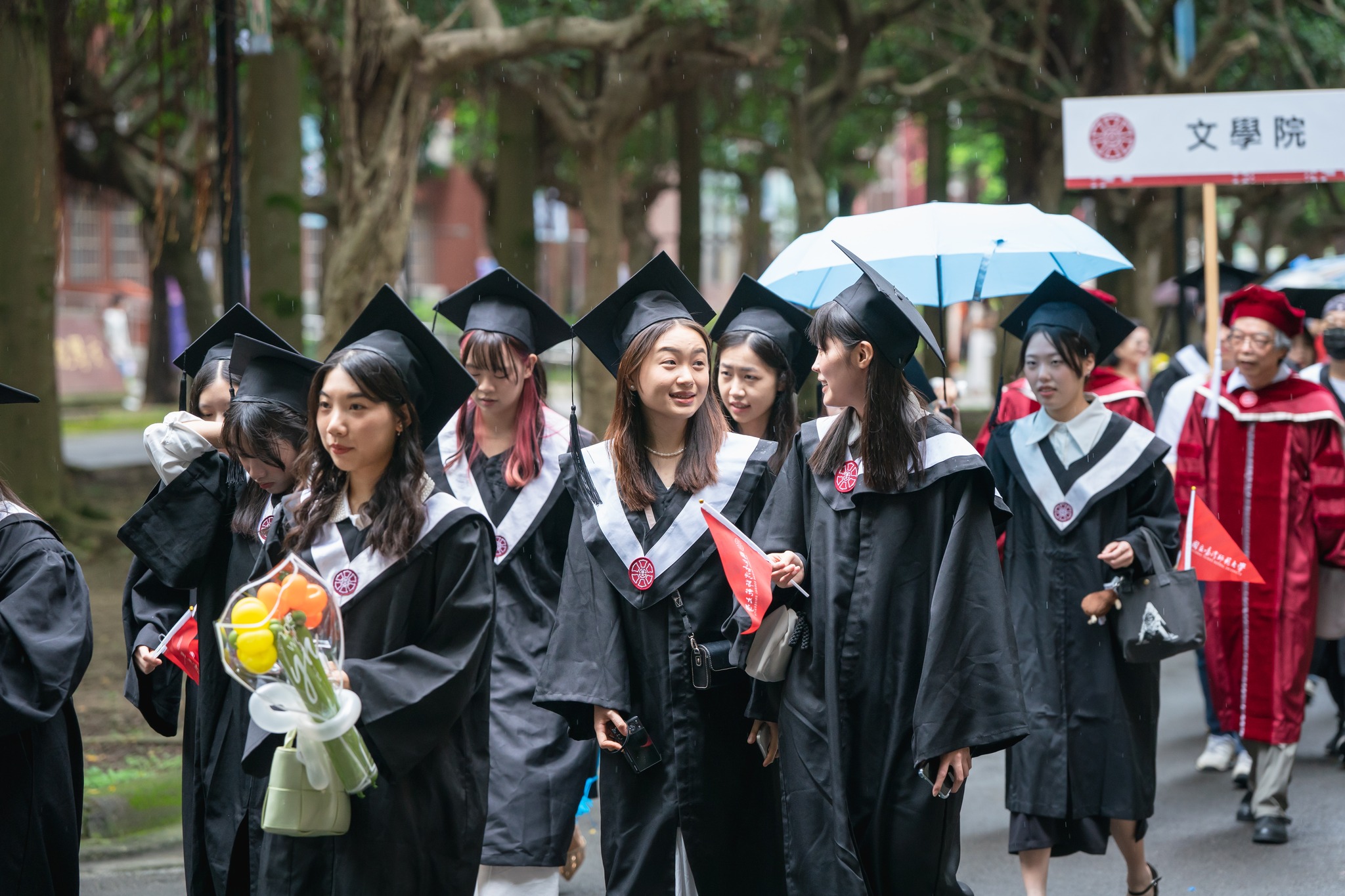 圖為台灣師大今年畢業典禮。圖/取自國立台灣師範大學臉書