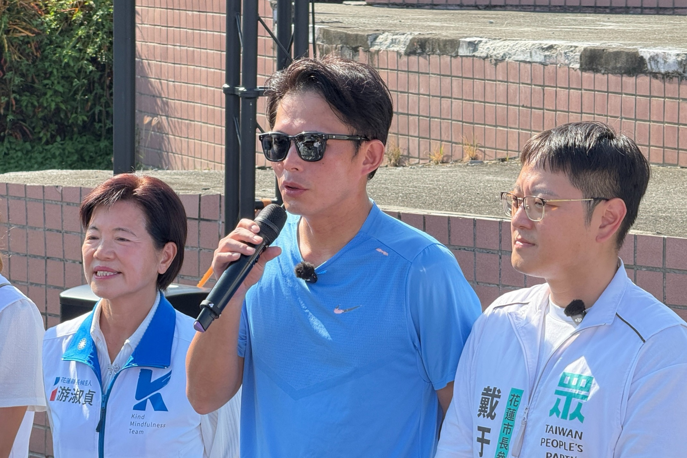 柯文哲「巧遇」鄭朝方後突然說民眾黨主席不處理藍白合　黃國昌這樣回