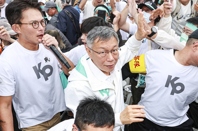 民眾黨稱凱道破8萬人　學者：政治訴求成功　白營核心依舊穩固