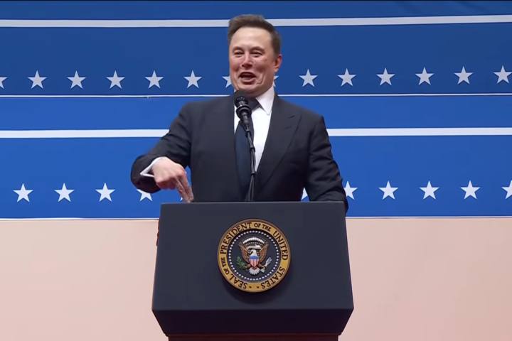 克魯曼呼籲美國重新檢視星鏈的控制權,應該從馬斯克(Elon Musk)(圖)手中收回,必要時甚至應暫時接管相關企業。圖/翻攝自KYVB《YouTube》官方頻道