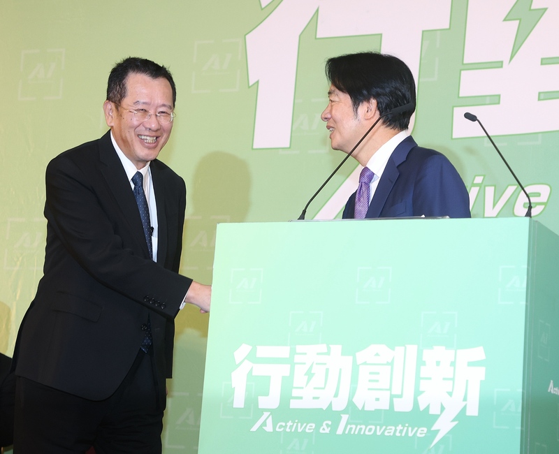 準國防部長顧立雄說，他擔子很重，戰戰兢兢、戒慎以對，但自己很清楚國防戰略目標。圖／中央社