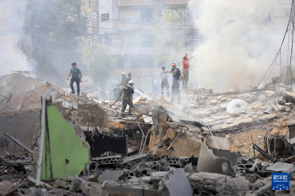 以色列28日對貝魯特南郊發動空襲，圖為當地被以軍摧毀的建築。圖/取自新華社