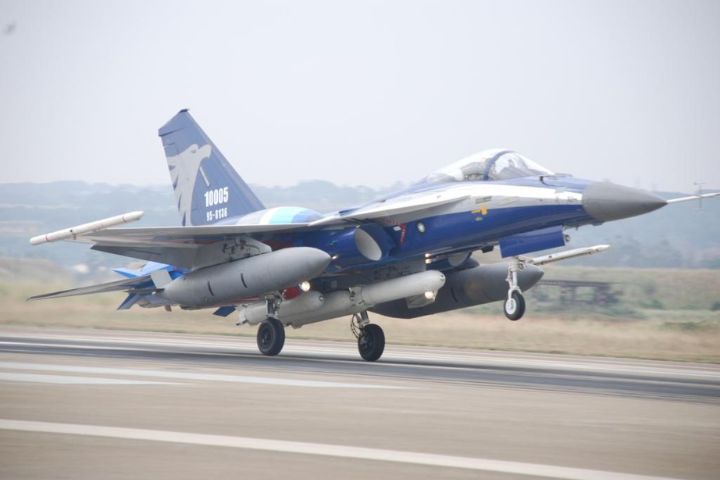 服役30年迎升級　經國號戰機將換裝國造AESA雷達