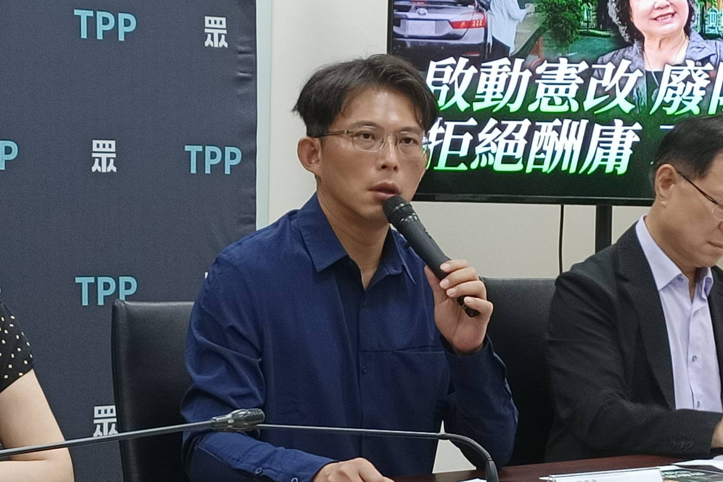 國安簡報 府要求簽保密協議 黃國昌：請透過法定程序處理