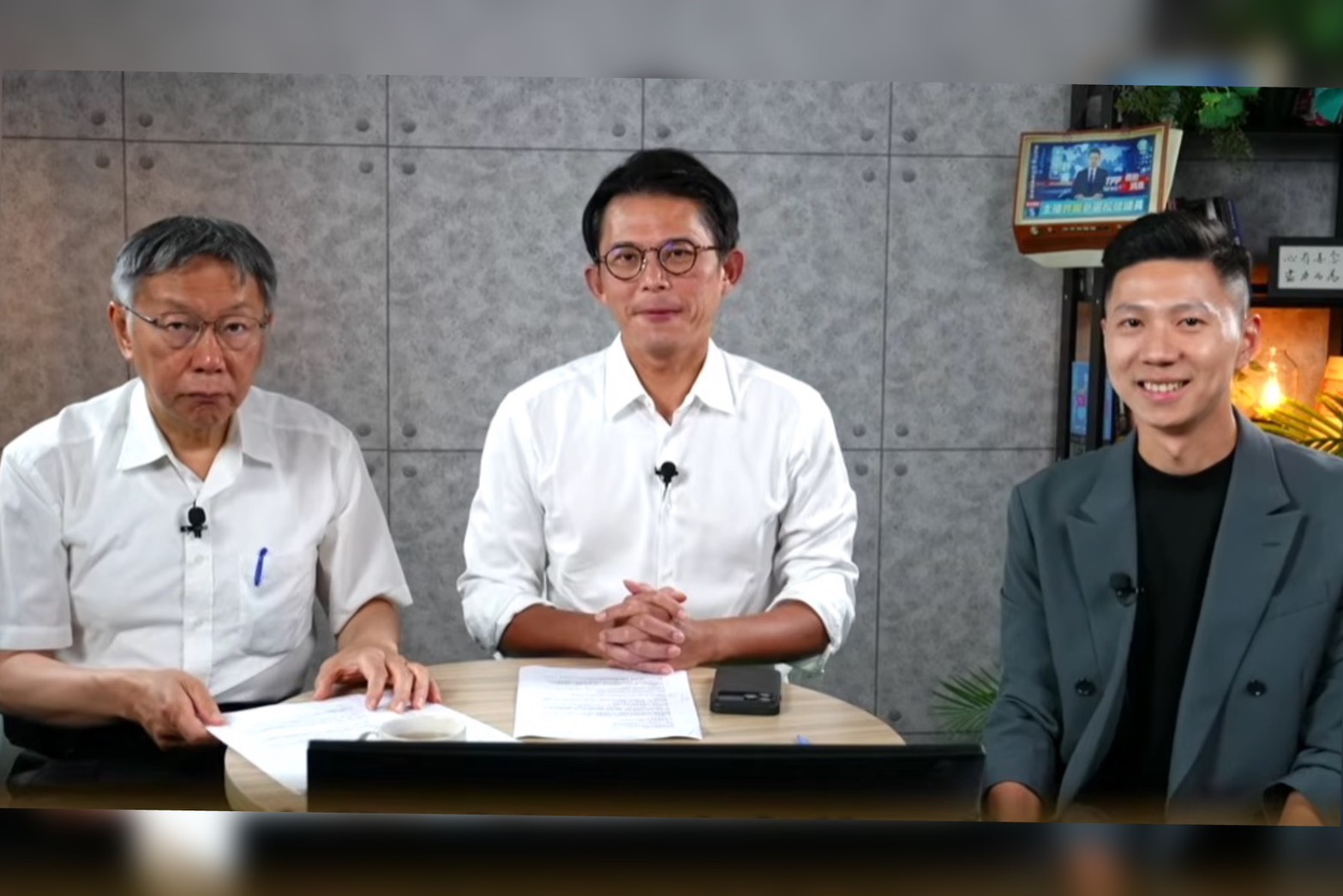 「賣我這張帥臉！」柯文哲、黃國昌合體直播　發起千萬募款「搶救議員」