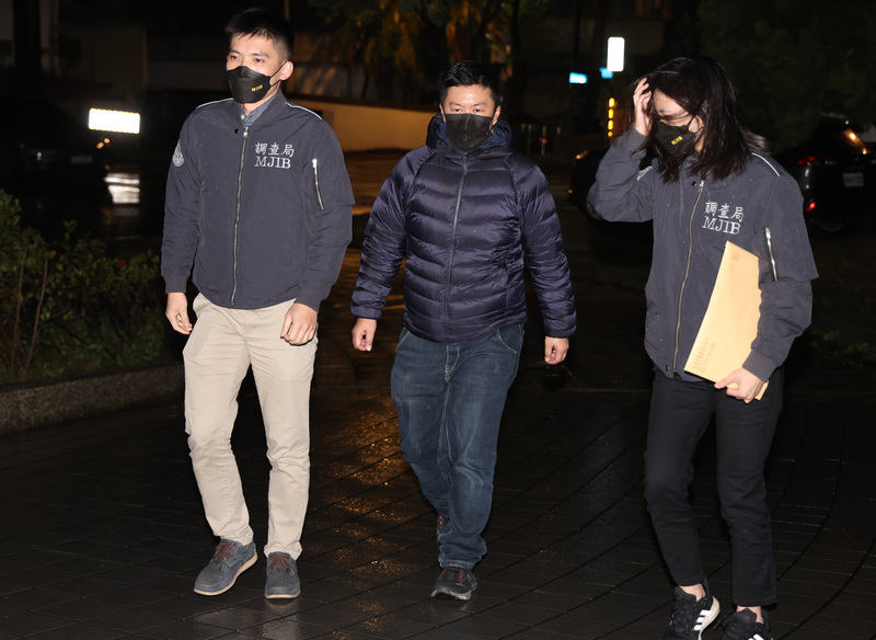 檢方聲請延押民進黨議員陳怡君辦公室主任張惠霖。圖／中央社