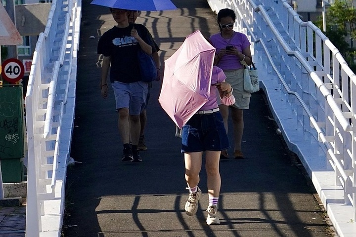 多雲到晴南投台南午間防高溫　桃園以北下周日前有短暫雨