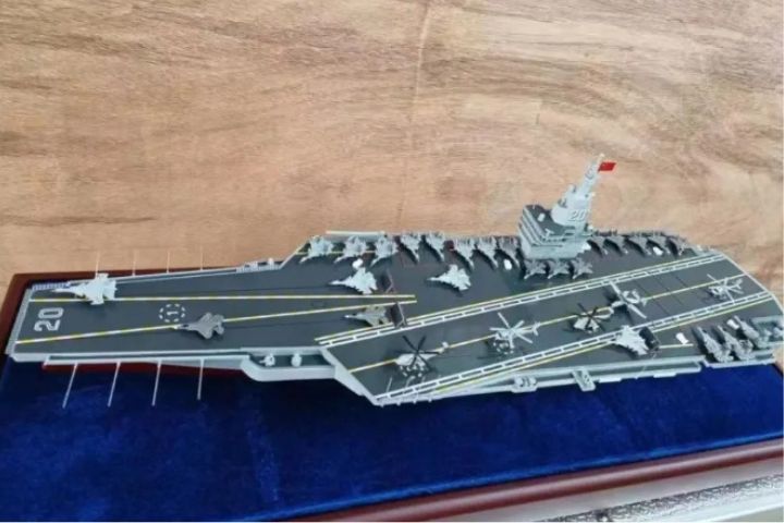 《亞洲防務》報導：衛星圖顯示　大陸正在建004號核動力航母