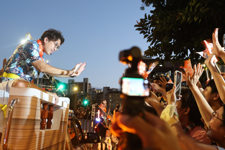 【梅花社論】民調工具化武器化    民主政治逆流