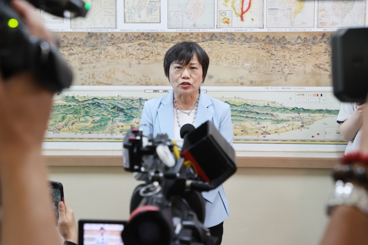 內政部長劉世芳11日稱站在中華民國政府角度，「我們是承認中華人民共和國的」，引發議論。圖/中央社
