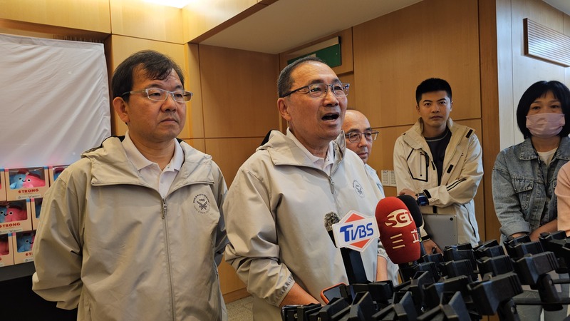 新北市長侯友宜28日表示，司法偵辦案件應符合比例原則。圖/中央社