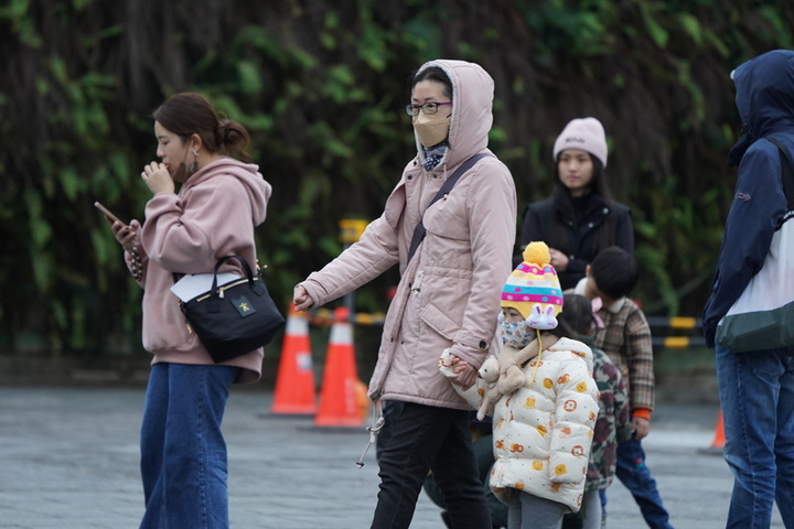 開工日強烈大陸冷氣團南下　北部濕冷氣溫下探10度