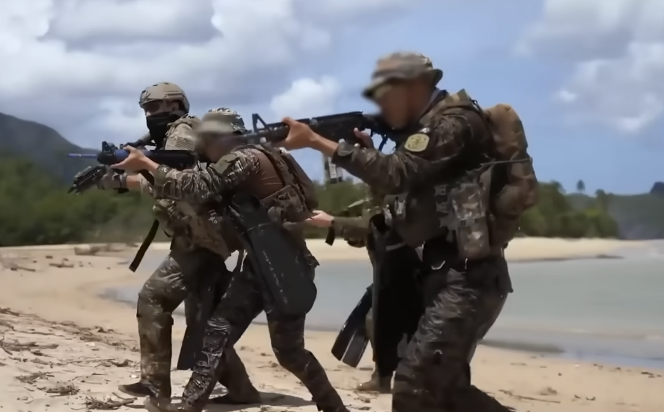 菲國4日起進行軍演，地域包含南海區域，被認為劍指中國大陸意味重。圖為2023年美菲軍演。圖/翻攝自BBC News YouTube頻道