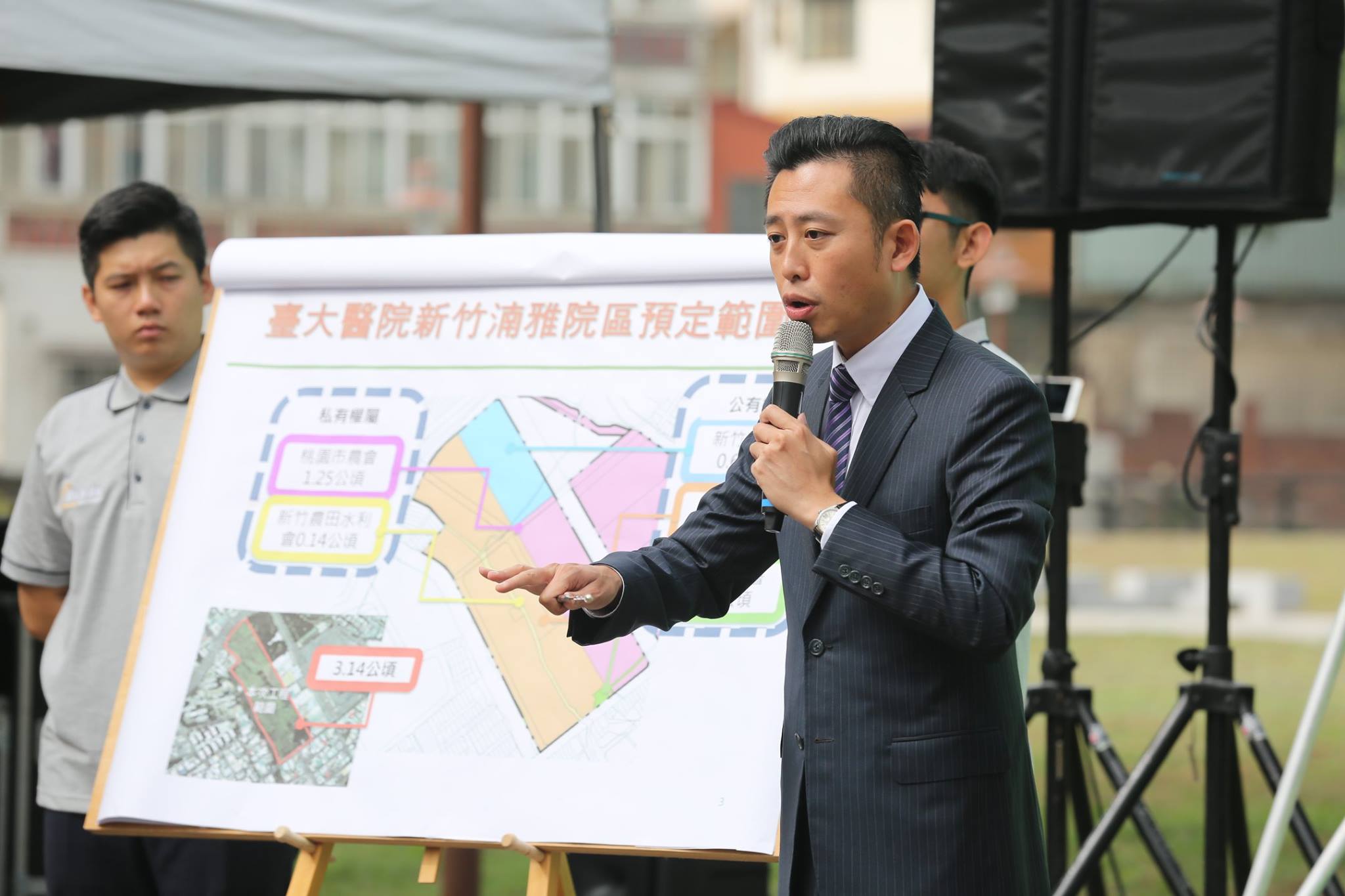  當2022年新竹市長選舉時，林智堅被徵召轉戰桃園，部分新竹選民解讀為城市被「抽空」，引發情感層面的反彈。圖／取自林智堅臉書