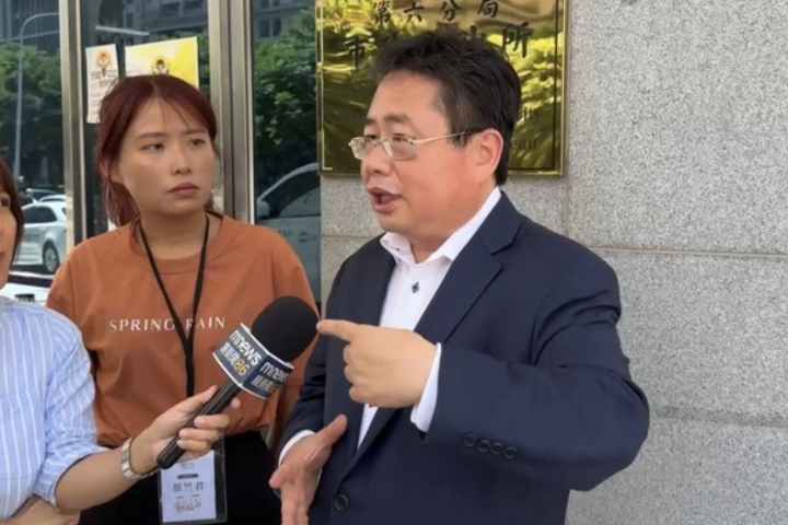 言論惹禍？矢板明夫台中演講遭揮拳痛毆　33歲男機場落網