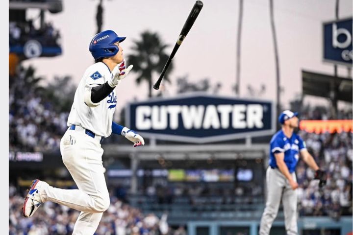 「54轟59盜」 大谷翔平球棒　940萬元破紀錄ㄕ拍出