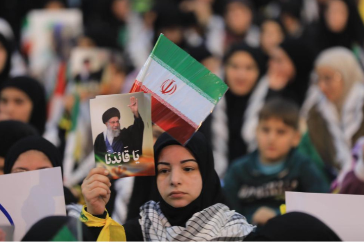 川普開出重啟核外交條件　伊朗內部評估：彈道飛彈分歧恐成障礙