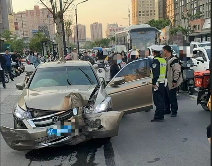 洛陽一女子遭車故意碾壓身亡，震驚社會。圖/取自紅星新聞
