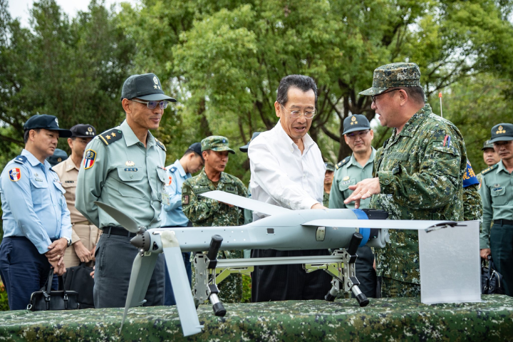 無人機佈滿台海！美智庫拋「地獄景象」防衛　兵推犯台3階段、4防線曝光