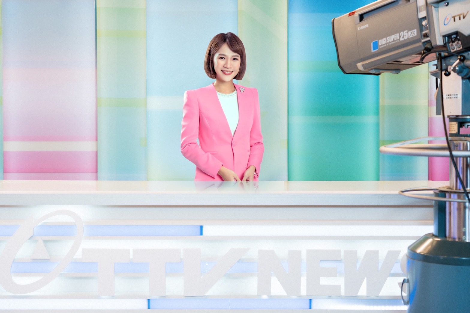 台視女主播張彤無懼風雨加入民眾黨。圖／取自台視新聞官網
