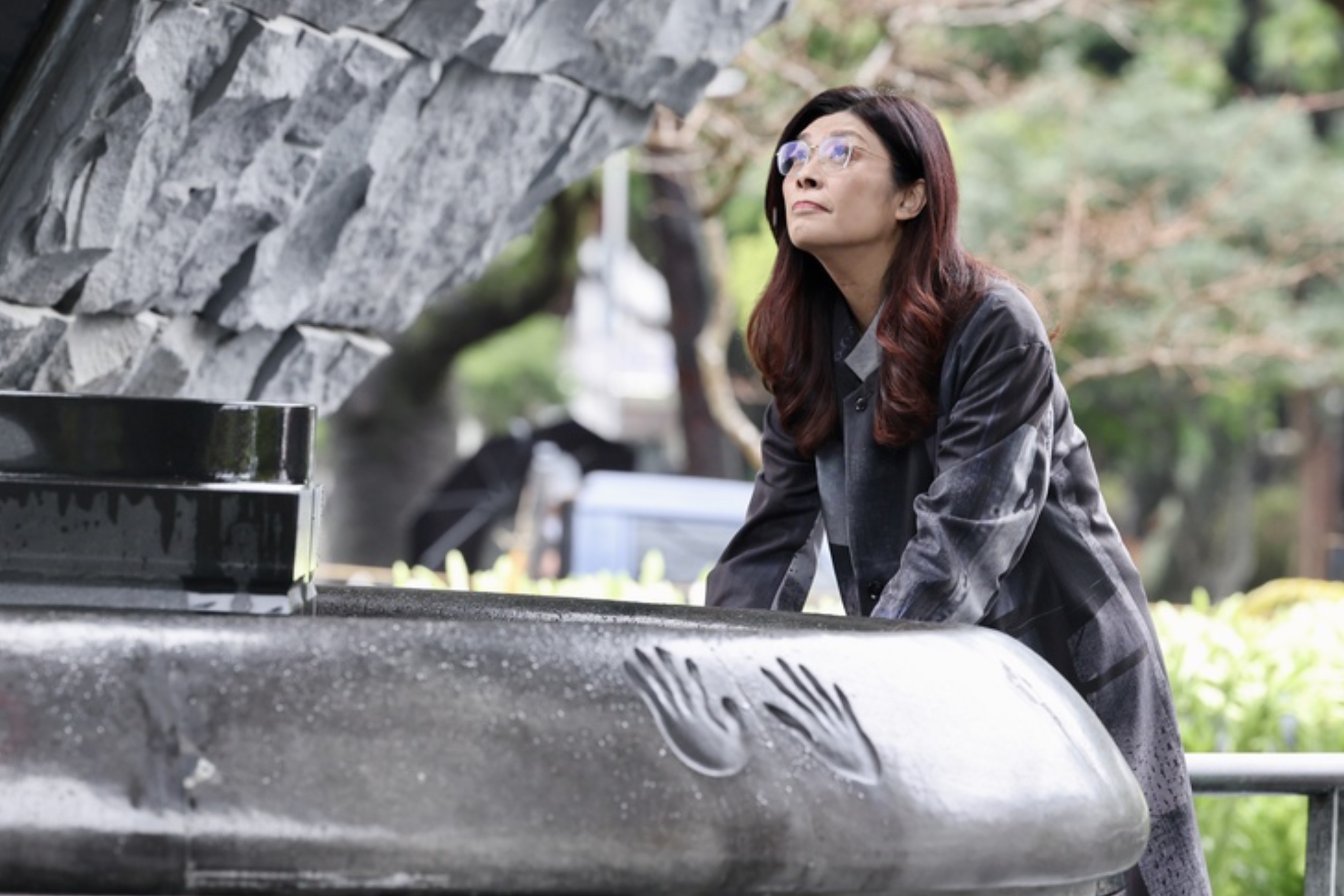 二二八前夕獻花致意　鄭麗文大批現今司法淪統治者鷹爪 