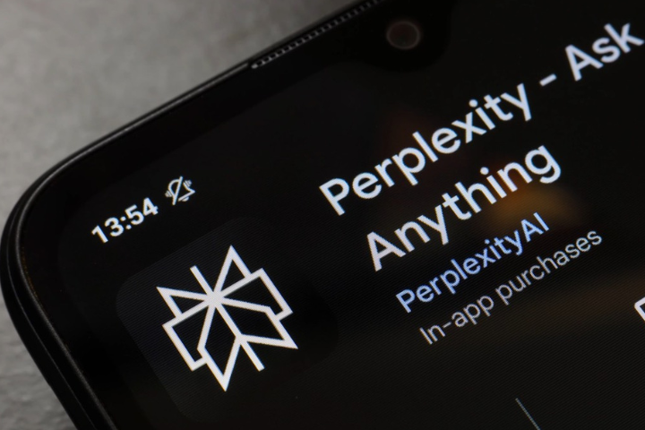 挑戰搜尋霸主　AI新創Perplexity開價1.03兆收購Google Chrome