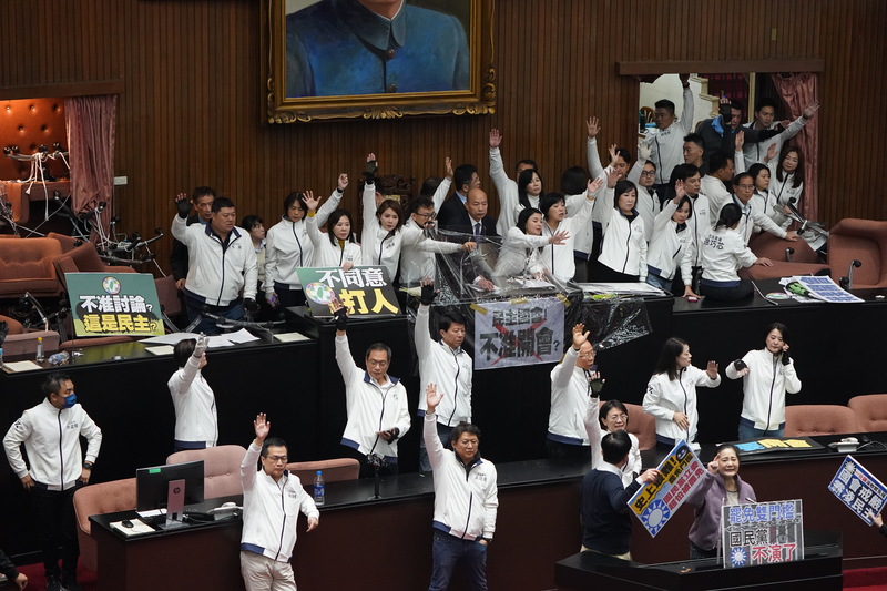 2年前立院審法案大亂鬥　北檢起訴藍綠10立委　藍營痛批司法雙標