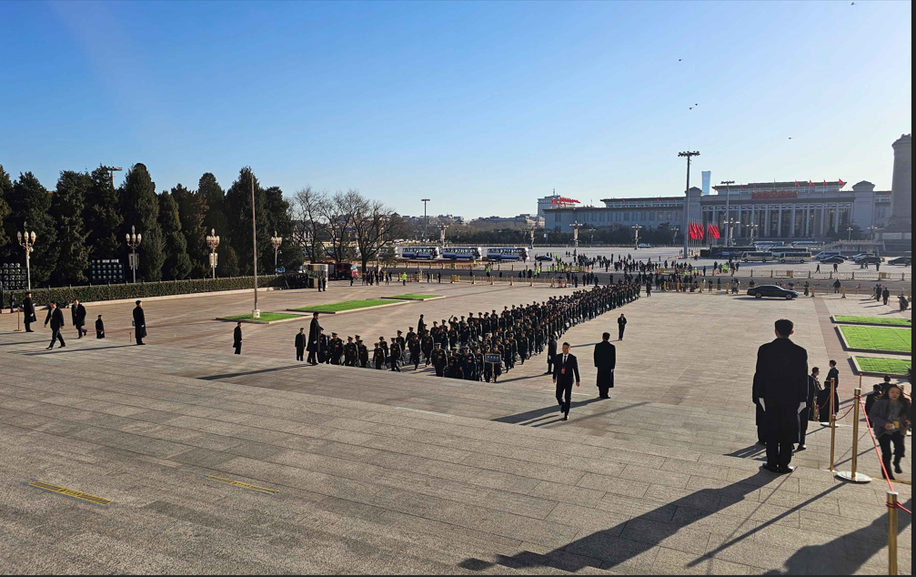 【兩會焦點】全國人大共軍代表名單變動劇烈　政治穩定引發關注　
