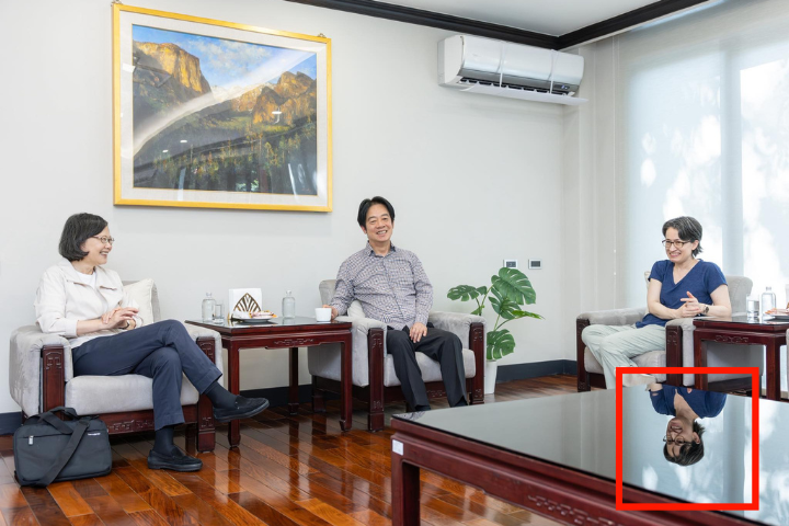 四叉貓揭賴、蔡合照藏玄機！蕭美琴修圖被網抓包：修很大